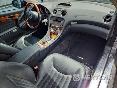 Zdjęcie 8 z 13 samochodu: 2011 MERCEDES-BENZ SL 550 VIN:WDBSK7BA0BF164235 - miniatura