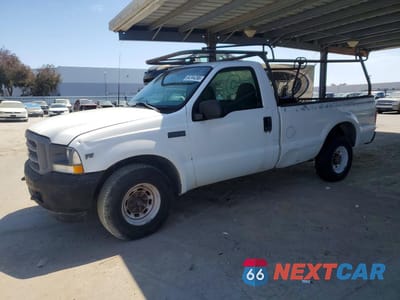 2002 FORD F250 SUPER DUTY 1FTNF20L02EA17719 - główne zdjęcie licytacji z USA - miniatura