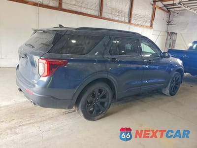 Trzecie zdjęcie samochodu z tyłu: 2024 FORD EXPLORER ST-LINE VIN:1FMSK8KH0RGA59635 - miniatura