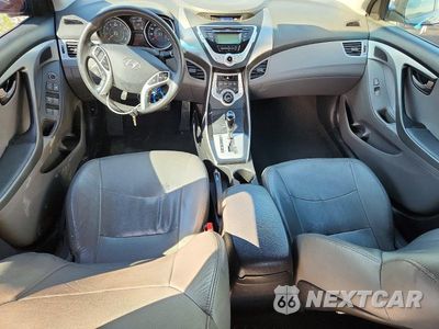 Zdjęcie 8 z 12 samochodu: 2011 HYUNDAI ELANTRA LIMITED VIN:5NPDH4AE5BH005535 - miniatura
