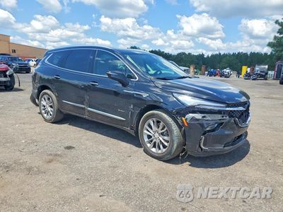 Czwarte zdjęcie samochodu z boku: 2022 BUICK ENCLAVE AVENIR VIN:5GAERDKW0NJ181401 - miniatura