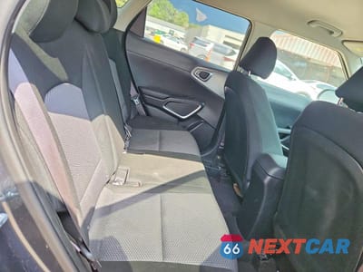 Zdjęcie 10 z 12 samochodu: 2024 KIA SOUL LX VIN:KNDJ23AU7R7241883 - miniatura