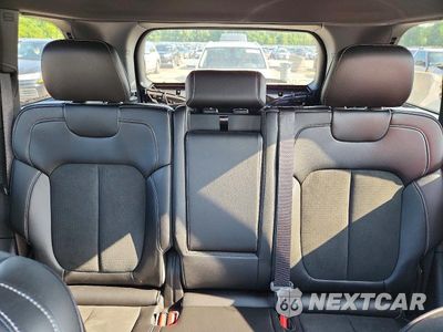 Zdjęcie 10 z 14 samochodu: 2025 JEEP GRAND CHEROKEE LAREDO VIN:1C4RJHAG8SC365848 - miniatura