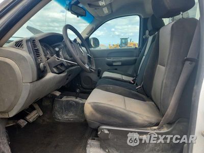 Zdjęcie 7 z 12 samochodu: 2007 CHEVROLET SILVERADO K2500 HEAVY DUTY VIN:1GCHK24K87E510761 - miniatura