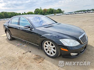 Czwarte zdjęcie samochodu z boku: 2008 MERCEDES-BENZ S 550 4MATIC VIN:WDDNG86X78A233518 - miniatura