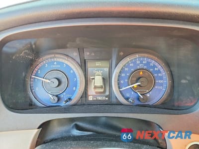 Zdjęcie 9 z 13 samochodu: 2015 TOYOTA SIENNA XLE 8-PASSENGER VIN:5TDYK3DC8FS582650 - miniatura