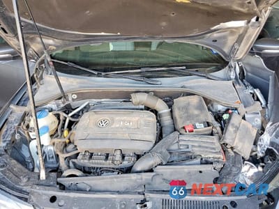 Zdjęcie 11 z 13 samochodu: 2015 VOLKSWAGEN PASSAT SE VIN:1VWBT7A30FC006340 - miniatura