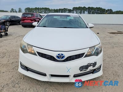 Piąte zdjęcie samochodu w środku: 2014 TOYOTA CAMRY HYBRID SE VIN:4T1BD1FK4EU121489 - miniatura