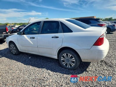 Drugie zdjęcie samochodu z przodu: 2007 FORD FOCUS ZX4 VIN:1FAFP34N27W256750 - miniatura