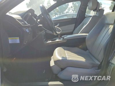 Zdjęcie 7 z 12 samochodu: 2011 MERCEDES-BENZ E 550 4MATIC VIN:WDDHF9AB1BA364646 - miniatura