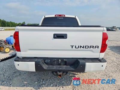 Zdjęcie 6 z 13 samochodu: 2017 TOYOTA TUNDRA SR5 VIN:5TFDY5F17HX637381 - miniatura
