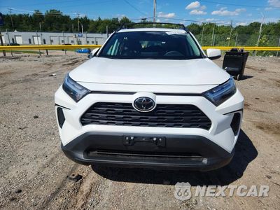 Piąte zdjęcie samochodu w środku: 2023 TOYOTA RAV4 XLE VIN:2T3P1RFV6PC380388 - miniatura