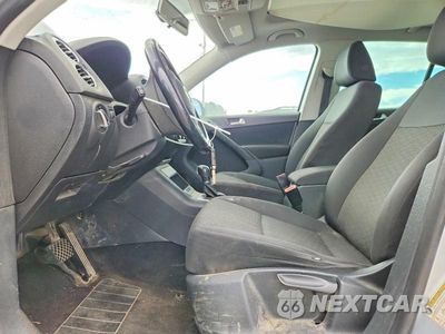 Zdjęcie 7 z 13 samochodu: 2013 VOLKSWAGEN TIGUAN S VIN:WVGBV3AX1DW562897 - miniatura
