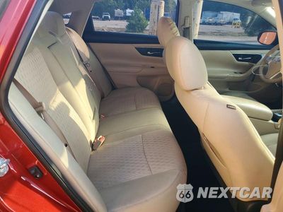 Zdjęcie 10 z 12 samochodu: 2017 NISSAN ALTIMA 2.5 SV VIN:1N4AL3AP1HC150871 - miniatura