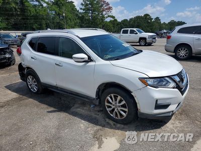 Czwarte zdjęcie samochodu z boku: 2017 NISSAN ROGUE SV VIN:KNMAT2MT9HP528828 - miniatura