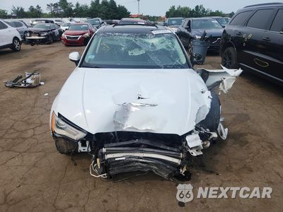 Piąte zdjęcie samochodu w środku: 2015 AUDI A3 PREMIUM VIN:WAUBFGFF6F1057153 - miniatura
