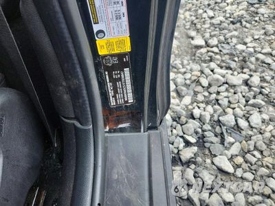 Zdjęcie 12 z 12 samochodu: 2015 MINI COOPER VIN:WMWXM5C51FT939847 - miniatura