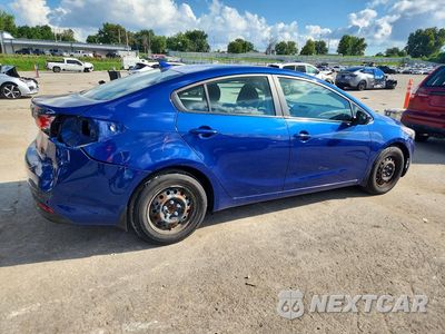 Trzecie zdjęcie samochodu z tyłu: 2017 KIA FORTE LX VIN:3KPFK4A79HE038613 - miniatura