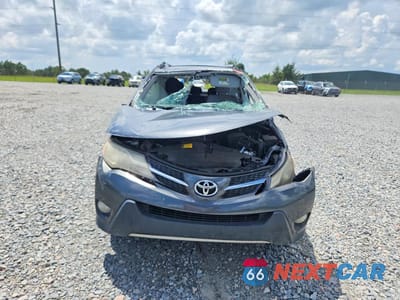 Piąte zdjęcie samochodu w środku: 2013 TOYOTA RAV4 XLE VIN:JTMRFREV7DD004642 - miniatura