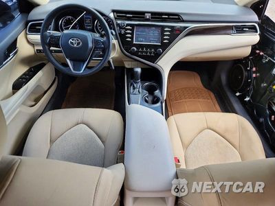 Zdjęcie 8 z 13 samochodu: 2018 TOYOTA CAMRY LE VIN:4T1B11HK8JU515318 - miniatura