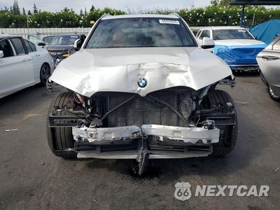 Piąte zdjęcie samochodu w środku: 2021 BMW X5 XDRIVE45E VIN:5UXTA6C02M9F27422 - miniatura