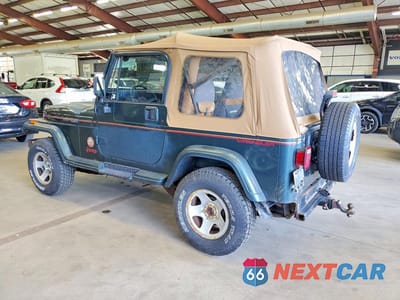 Drugie zdjęcie samochodu z przodu: 1994 JEEP WRANGLER / YJ SAHARA VIN:1J4FY49S8RP424247 - miniatura