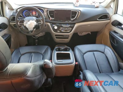 Zdjęcie 8 z 12 samochodu: 2024 CHRYSLER PACIFICA TOURING L VIN:2C4RC1BG9RR170326 - miniatura