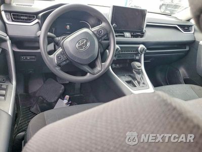 Zdjęcie 8 z 13 samochodu: 2024 TOYOTA RAV4 XLE VIN:2T3W1RFV1RW355699 - miniatura