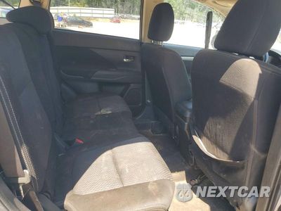 Zdjęcie 11 z 14 samochodu: 2016 MITSUBISHI OUTLANDER ES VIN:JA4AD2A38GZ014774 - miniatura