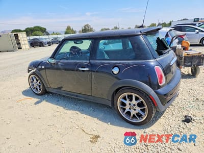 Drugie zdjęcie samochodu z przodu: 2006 MINI COOPER S VIN:WMWRE33586TJ40304 - miniatura