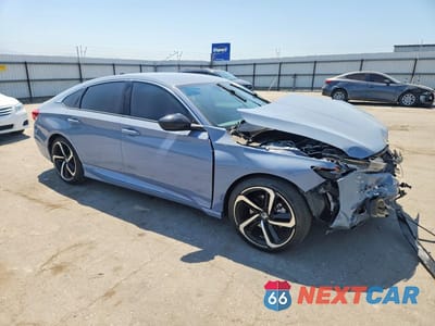 Czwarte zdjęcie samochodu z boku: 2022 HONDA ACCORD SPORT VIN:1HGCV1F33NA063179 - miniatura