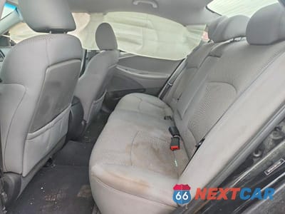 Zdjęcie 10 z 12 samochodu: 2011 HYUNDAI SONATA GLS VIN:5NPEB4AC2BH171001 - miniatura
