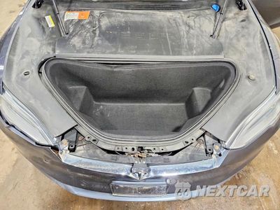 Zdjęcie 12 z 14 samochodu: 2016 TESLA MODEL S VIN:5YJSA1E20GF152474 - miniatura