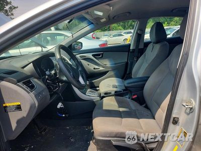 Zdjęcie 7 z 12 samochodu: 2013 HYUNDAI ELANTRA GLS VIN:5NPDH4AE4DH202845 - miniatura