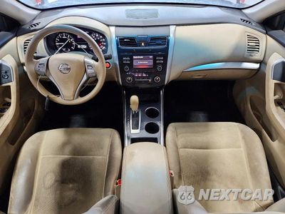 Zdjęcie 8 z 12 samochodu: 2015 NISSAN ALTIMA 2.5 S VIN:1N4AL3AP1FC478448 - miniatura