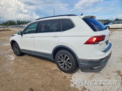 Drugie zdjęcie samochodu z przodu: 2020 VOLKSWAGEN TIGUAN SE VIN:3VV3B7AX5LM062220 - miniatura
