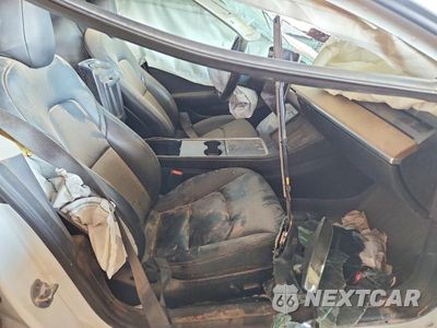 Zdjęcie 7 z 13 samochodu: 2022 TESLA MODEL 3 VIN:5YJ3E1EB1NF107307 - miniatura