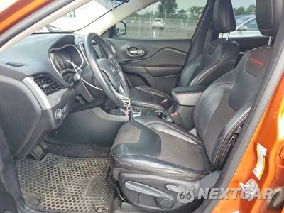 Zdjęcie 7 z 13 samochodu: 2015 JEEP CHEROKEE TRAILHAWK VIN:1C4PJMBB0FW630544 - miniatura