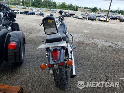 Czwarte zdjęcie samochodu z boku: 2006 HONDA VTX1300 C VIN:1HFSC55076A207175 - miniatura