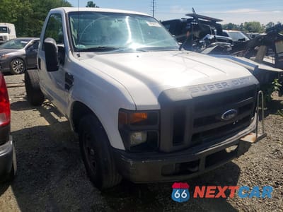 Czwarte zdjęcie samochodu z boku: 2010 FORD F350 SUPER DUTY VIN:1FTSF3A56AEB43011 - miniatura