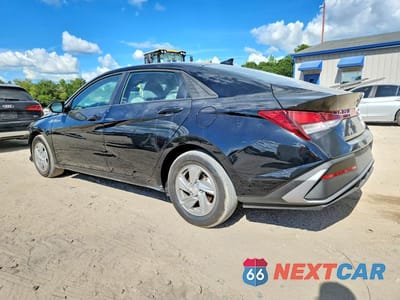 Drugie zdjęcie samochodu z przodu: 2026 HYUNDAI ELANTRA SE VIN:KMHLL4DG6TU168706 - miniatura