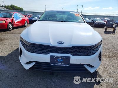 Piąte zdjęcie samochodu w środku: 2021 KIA K5 LXS VIN:5XXG14J20MG017694 - miniatura