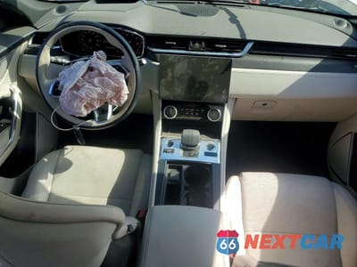 Zdjęcie 8 z 13 samochodu: 2024 JAGUAR F-PACE R-DYNAMIC S VIN:SADCT2EX2RA733037 - miniatura