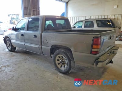 Drugie zdjęcie samochodu z przodu: 2007 GMC NEW SIERRA C1500 CLASSIC VIN:2GTEC13V871167084 - miniatura