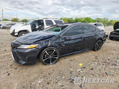 2020 TOYOTA CAMRY XSE 4T1K61AK7LU385935 - główne zdjęcie licytacji z USA - miniatura