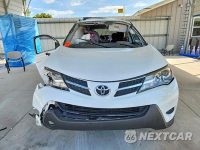 Piąte zdjęcie samochodu w środku: 2015 TOYOTA RAV4 LE VIN:2T3ZFREV3FW138845 - miniatura