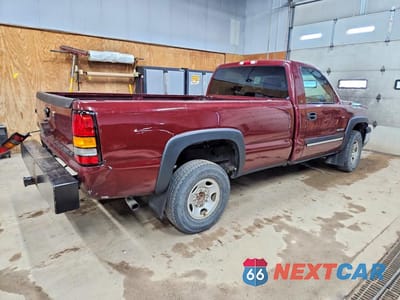Trzecie zdjęcie samochodu z tyłu: 2003 CHEVROLET SILVERADO C2500 VIN:1GCGC24U83Z163302 - miniatura