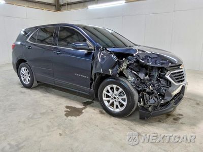 Czwarte zdjęcie samochodu z boku: 2020 CHEVROLET EQUINOX LT VIN:3GNAXKEV8LS600897 - miniatura