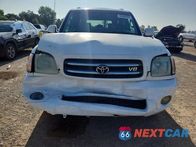 Piąte zdjęcie samochodu w środku: 2003 TOYOTA SEQUOIA LIMITED VIN:5TDBT48A73S145641 - miniatura