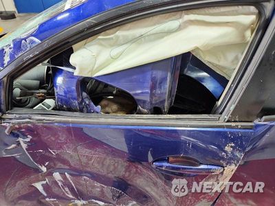 Zdjęcie 8 z 12 samochodu: 2013 MAZDA 3 I VIN:JM1BL1LP2D1807215 - miniatura